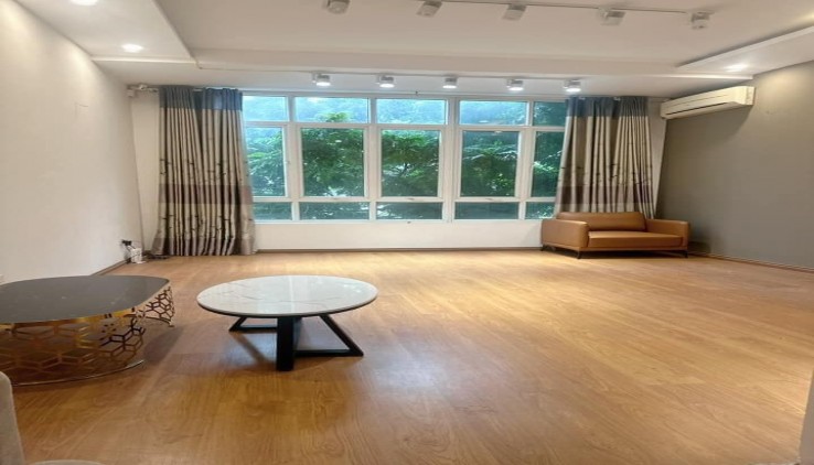 Cho thuê nhà mặt phố Đặng Tiến Đông- Đống Đa 100m2 x 4 tầng, 6 ngủ, 4 WC, giá 52 Triệu - CTL